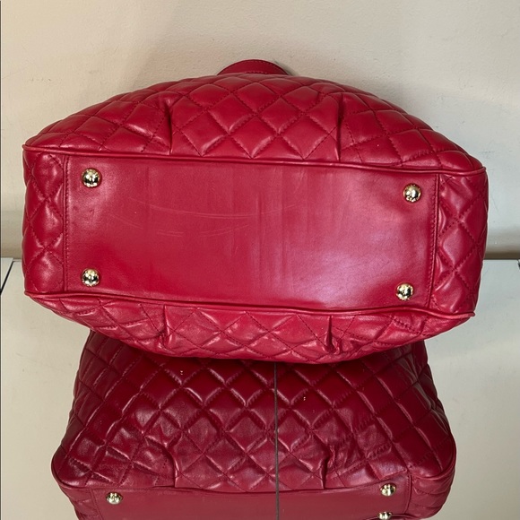 Sold ~Michael Kors Red Leather Quilted Handbag - Picture 6 of 16